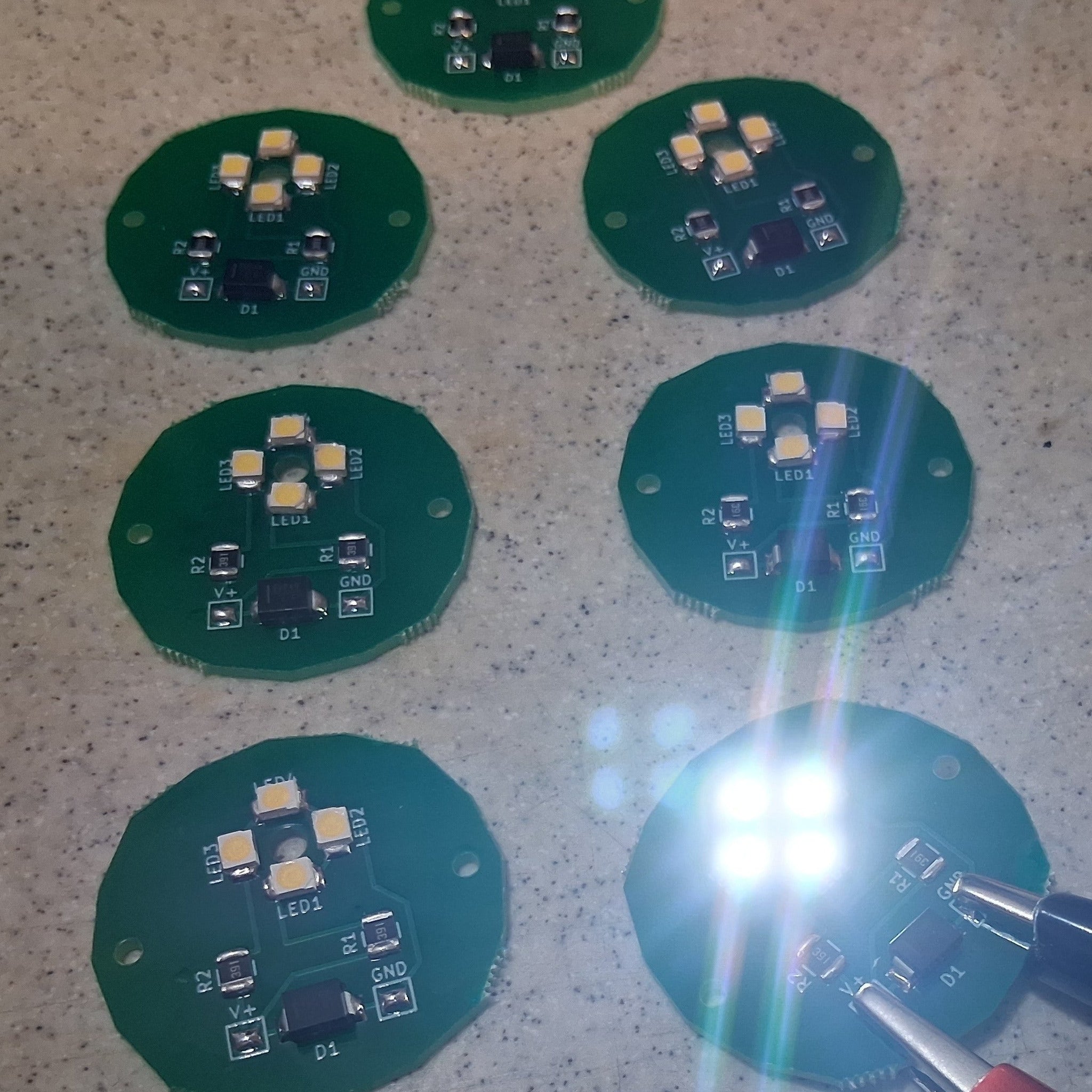 X27.168 Needle Glow Boards (Set of 7) White